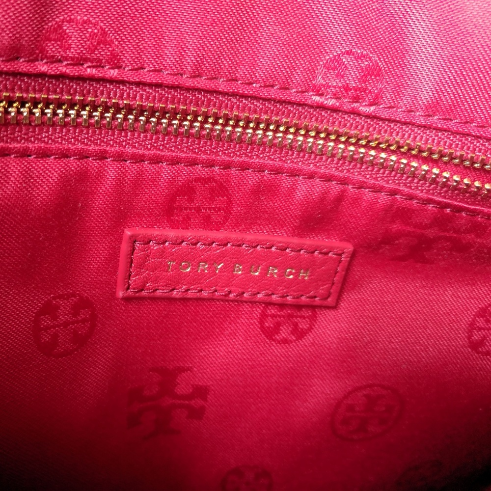Tory Burch Plaque Red Leather Tote - Picture 5 of 6